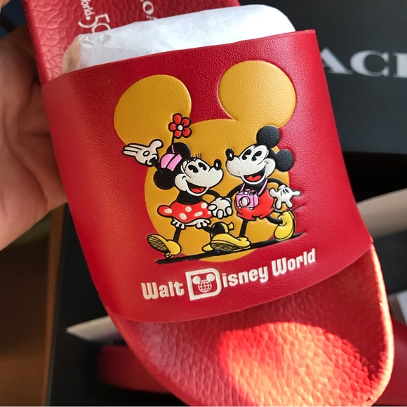 🐭🥰 Disney X Coach Sport Slide With Mickey Mouse And Minnie Mouse Motif - Picture 7 of 12